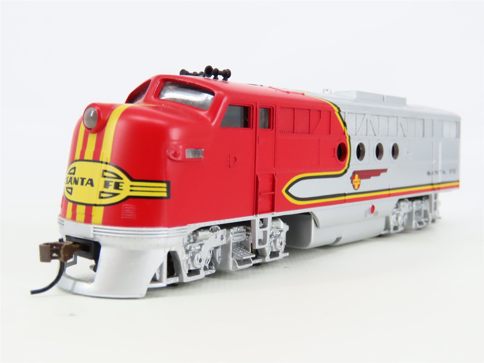 HO Scale Bachmann ATSF Santa Fe FT A Unit Diesel Locomotive wDCC