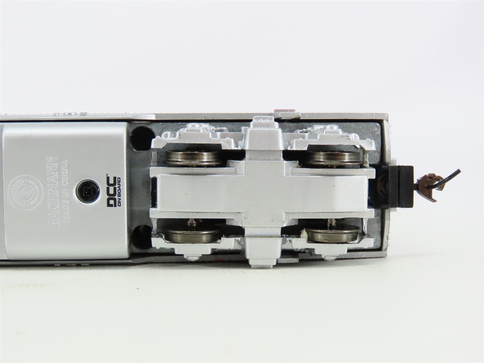 HO Scale Bachmann ATSF Santa Fe FT A Unit Diesel Locomotive wDCC