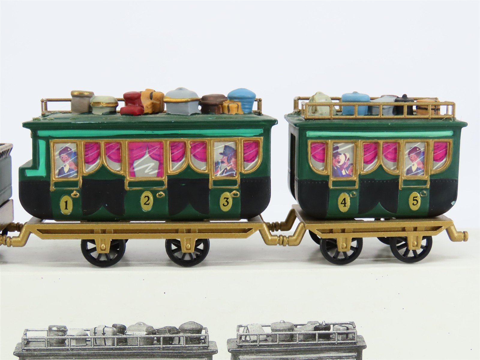 Department 56 5573-3 The Flying Scot 4-Piece Steam Train Set