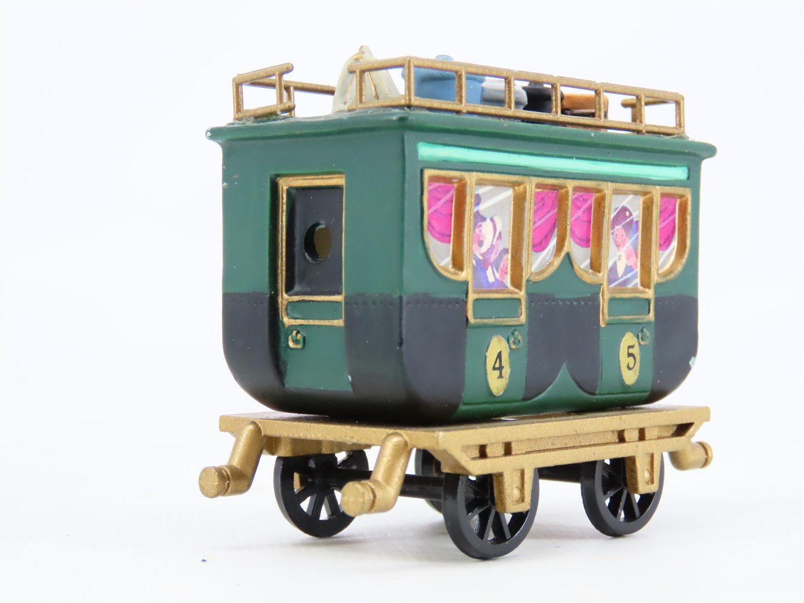 Department 56 5573-3 The Flying Scot 4-Piece Steam Train Set