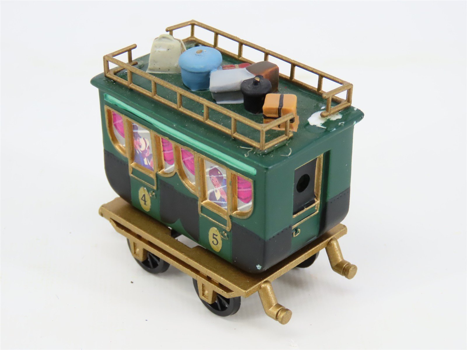 Department 56 5573-3 The Flying Scot 4-Piece Steam Train Set