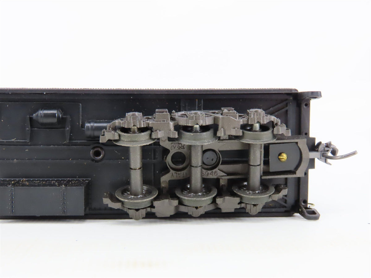 HO Scale Rivarossi SP Southern Pacific 4-8-8-2 Cab Forward Steam Loco #4272
