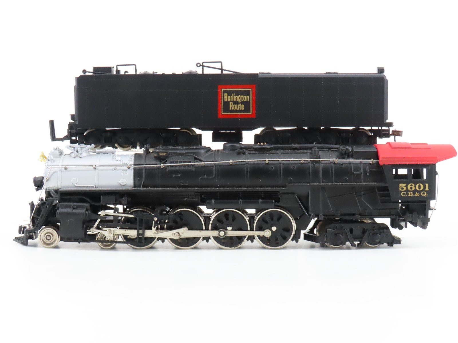 HO Scale Bachmann CBQ Burlington 4-8-4 Steam Locomotive #5601