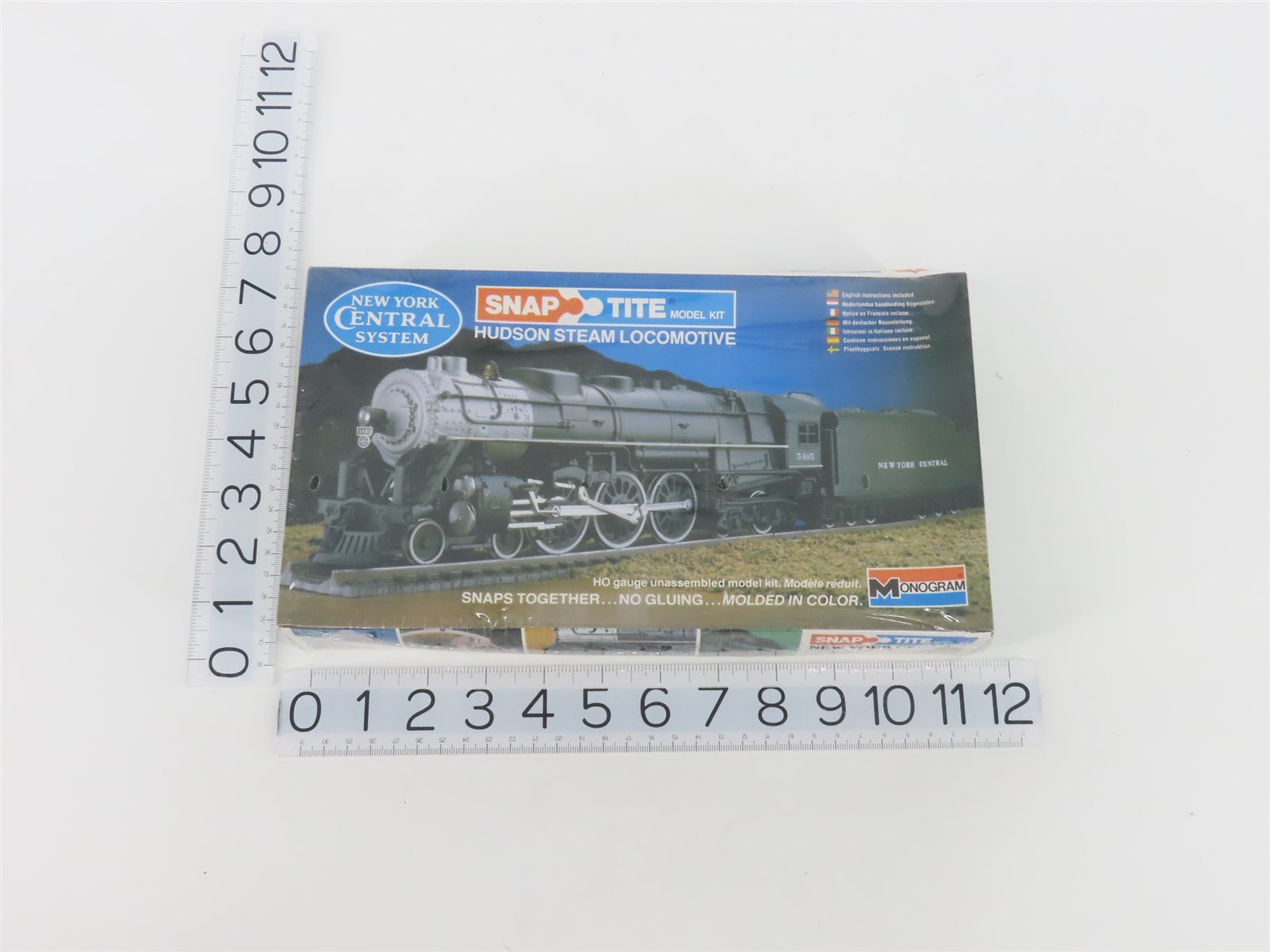 HO Monogram Snap Tite Kit 1105 NYC New York Central 4-6-4 Steam Locomotive