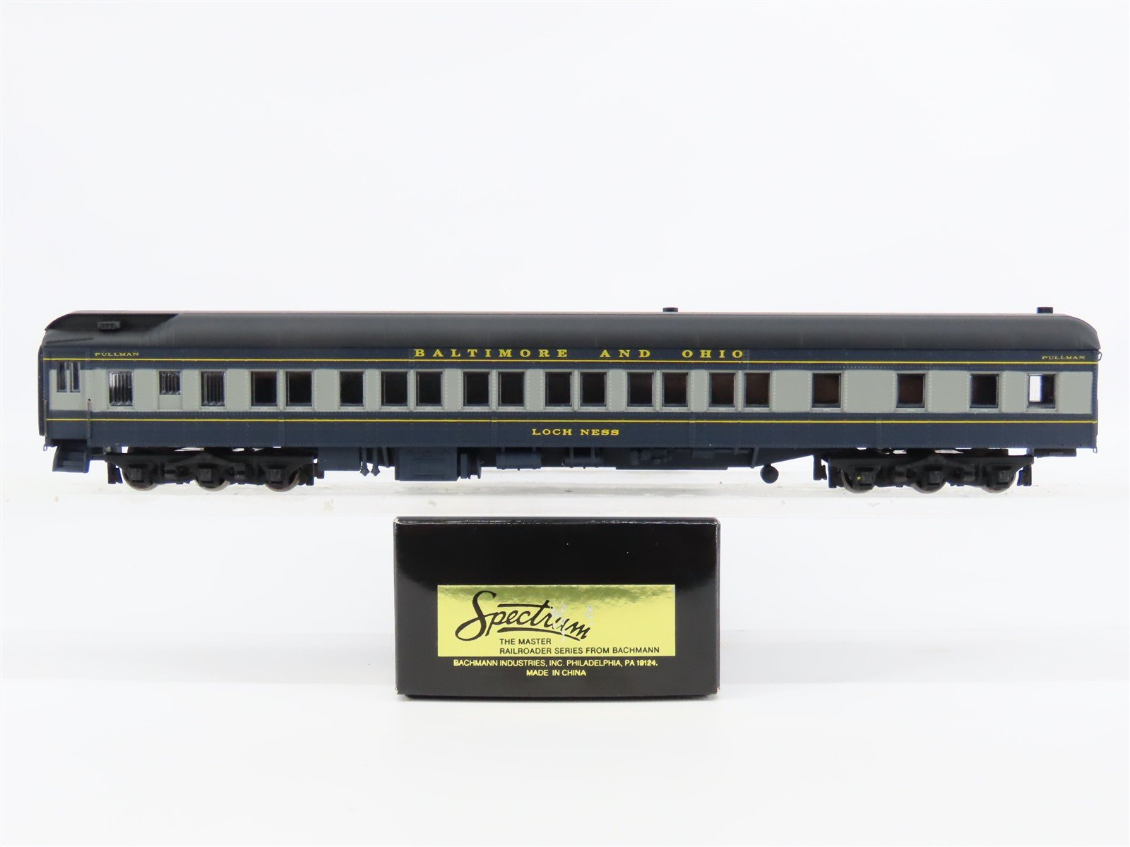 HO Bachmann Spectrum 89047 B&O Baltimore & Ohio Pullman Passenger "Loch Ness"