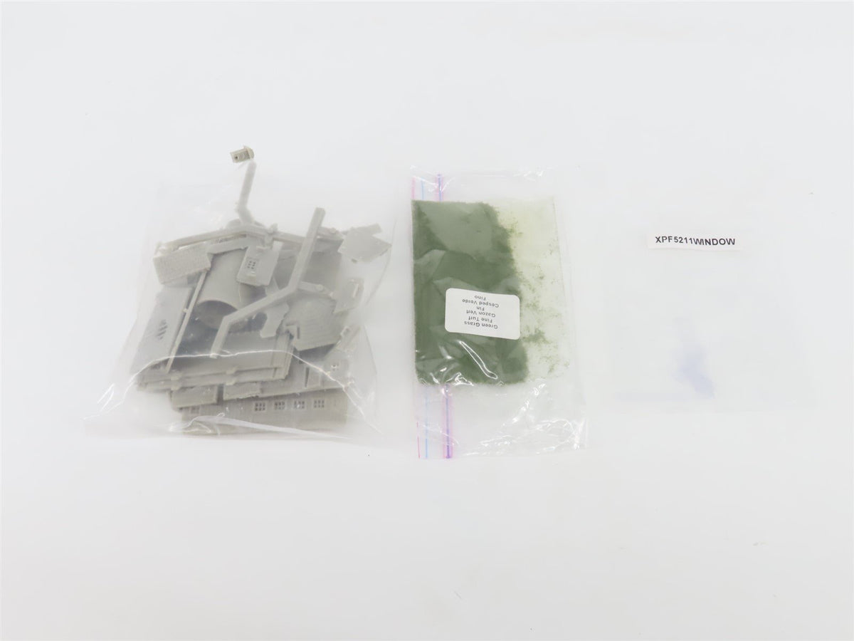 N Scale Woodland Scenics Landmark Structures Kit PF5211 Rustic Barn