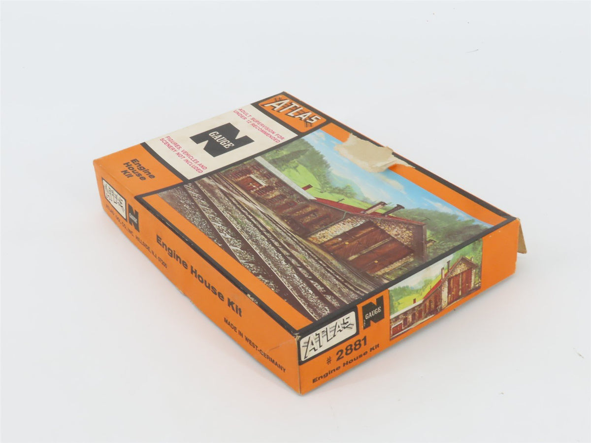 N 1/160 Scale Atlas Plastic Kit 2881 Engine House