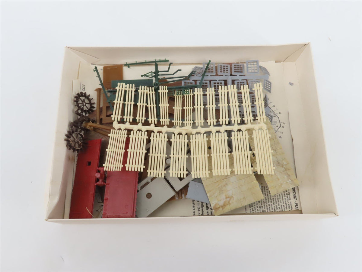 N 1/160 Scale Atlas Plastic Kit 2859 Log Mill