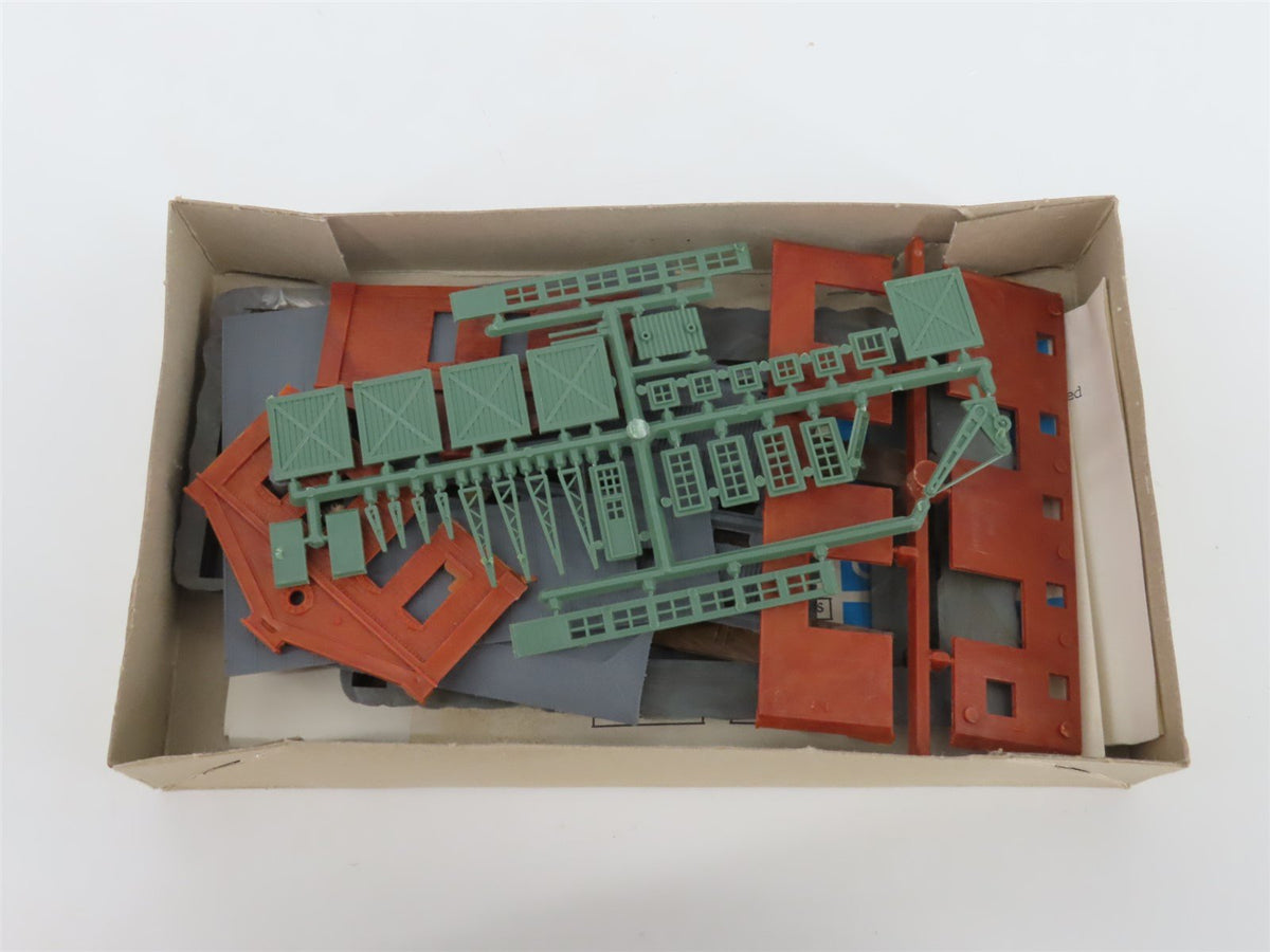 N 1/160 Scale A.H.M. Minikits Plastic Kit 5834 Freight Station