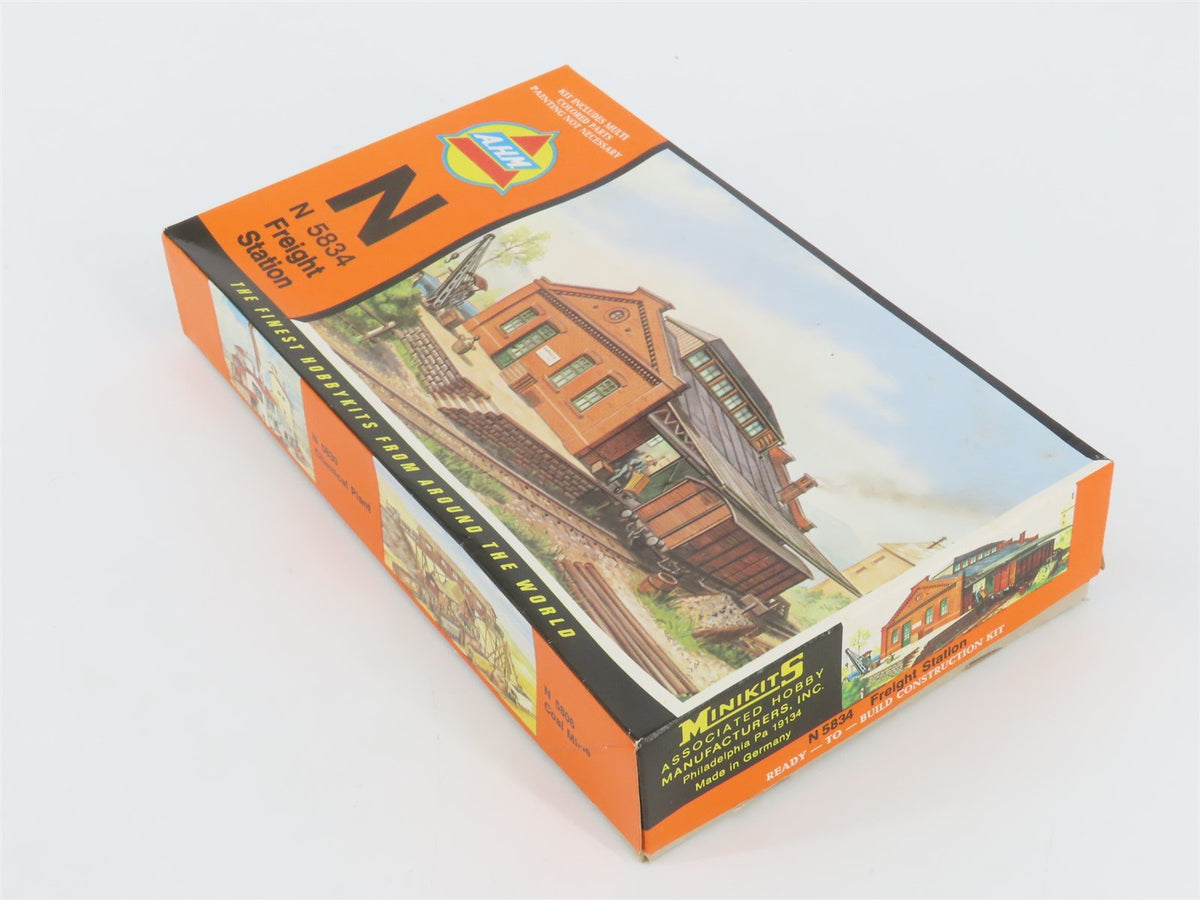 N 1/160 Scale A.H.M. Minikits Plastic Kit 5834 Freight Station