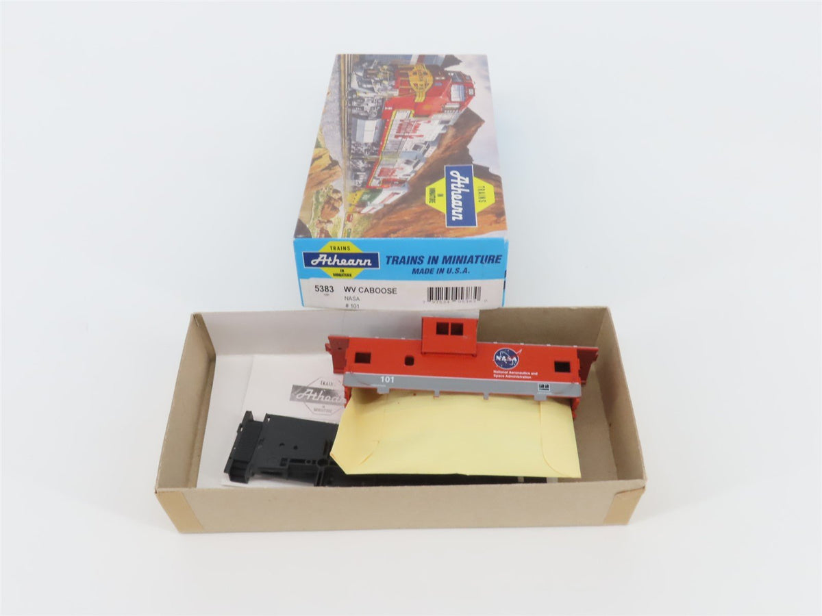HO Scale Athearn Kit 5383 NASA Wide Vision Caboose #101
