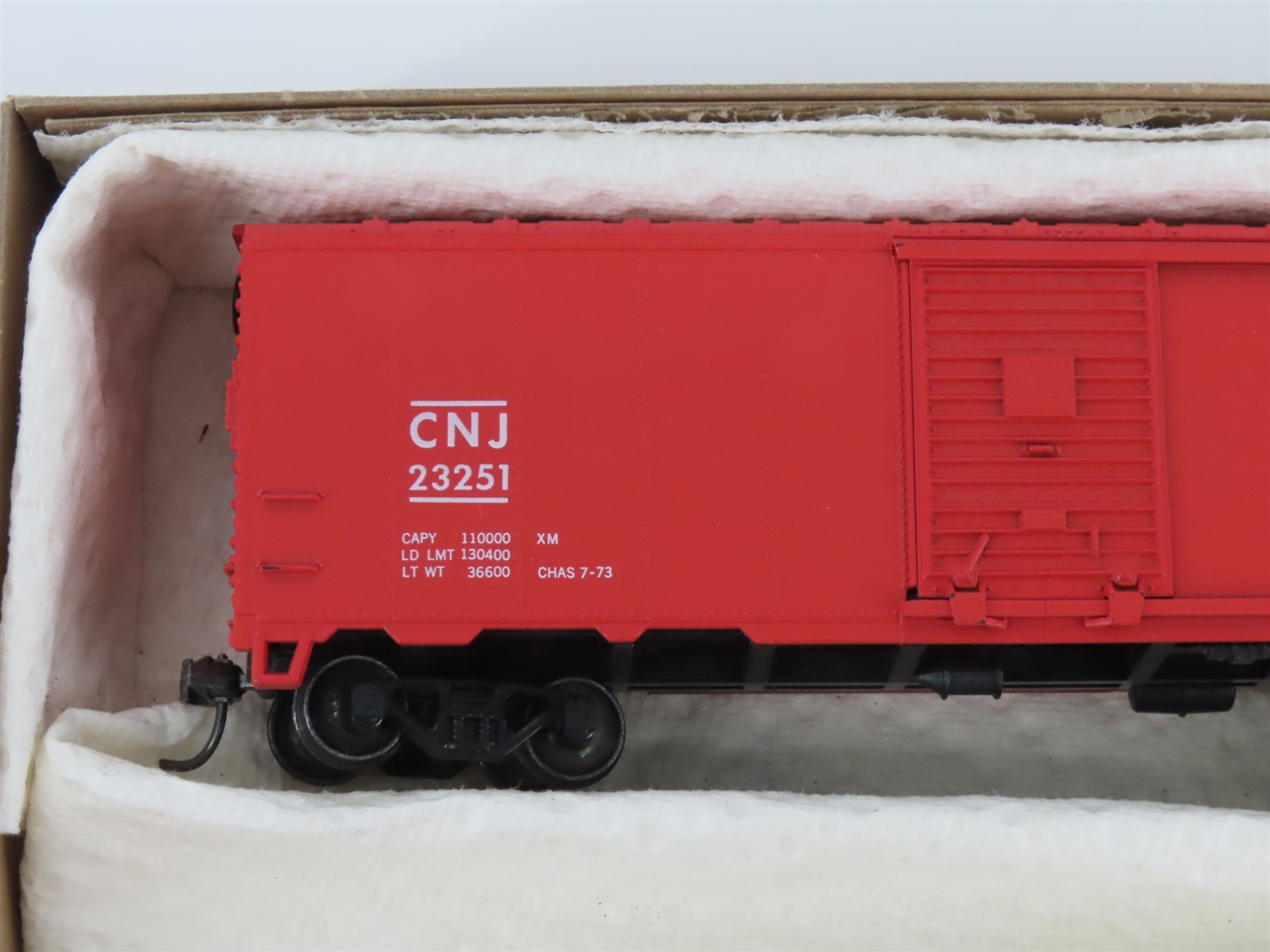 HO Scale Athearn Bev-Bel 456 CNJ Jersey Central 40' Single Door Box Car #23251