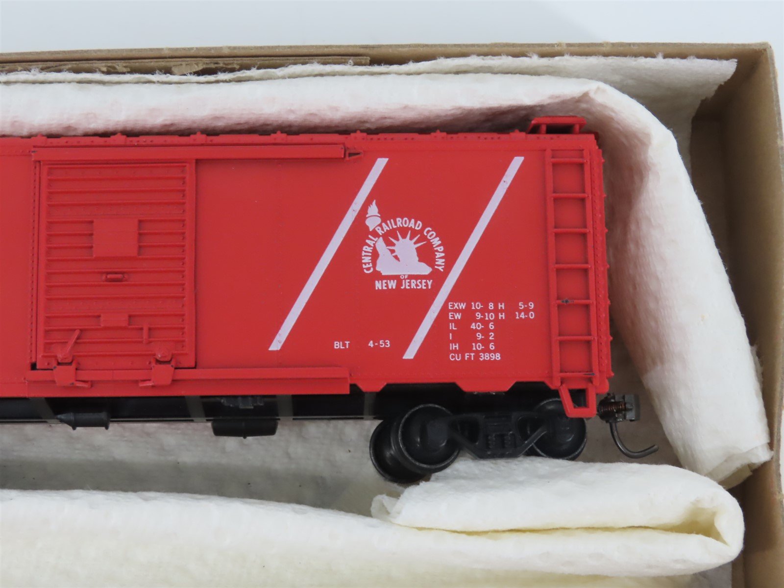 HO Scale Athearn Bev-Bel 456 CNJ Jersey Central 40' Single Door Box Car #23251