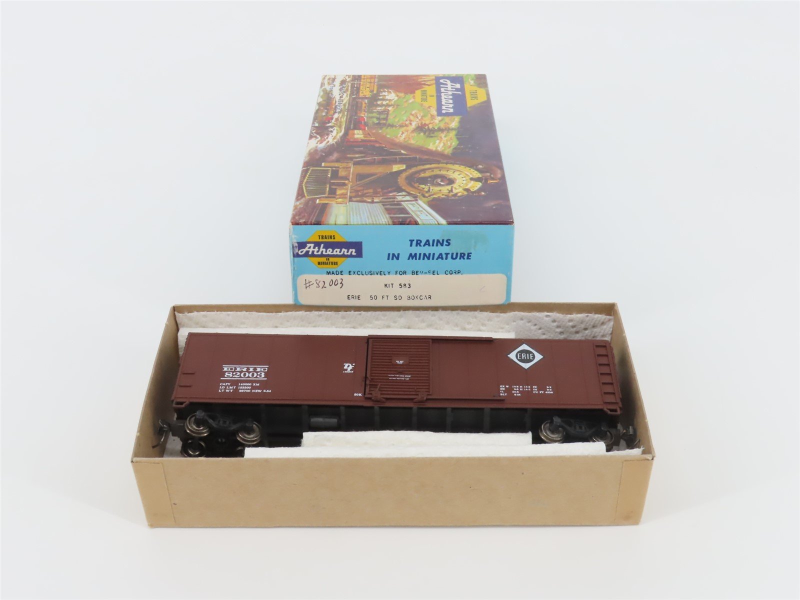 HO Scale Athearn Bev-Bel 583 Erie Railroad 50' Single Door Box Car #82003