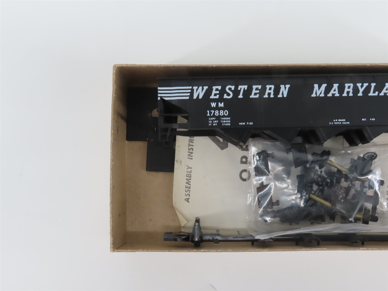 HO Scale Athearn Bev-Bel Kit 1728 WM Western Maryland 4-Bay Hopper #17880