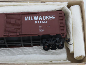 HO Scale Athearn Bev-Bel 452 MILW Milwaukee Road 40' Box Car #39428