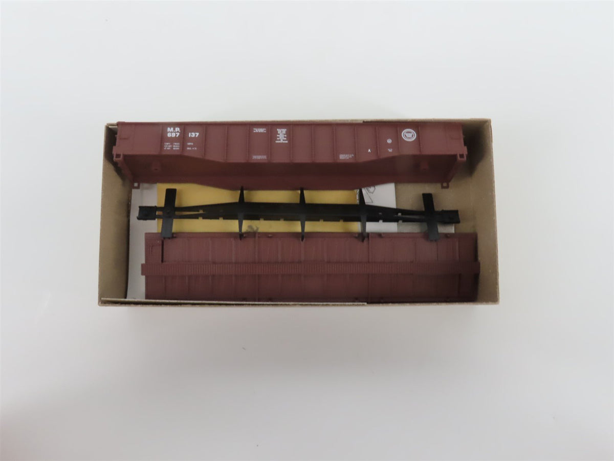 HO Scale Athearn Kit MP Missouri Pacific Lines 52&#39; Covered Gondola #697137