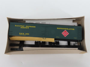 HO Scale Athearn Kit 5336 REX Railway Express Agency 50' Reefer #1268