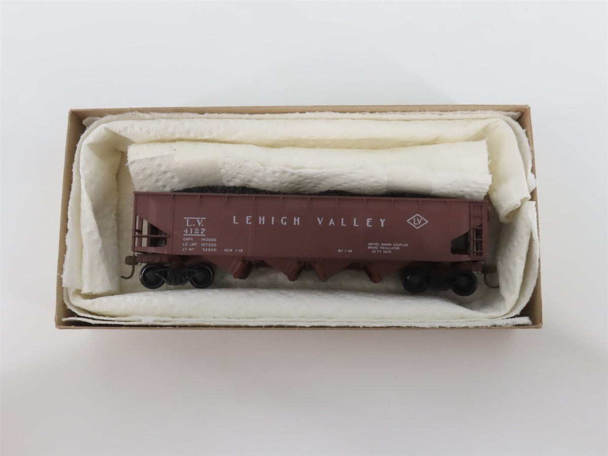 HO Scale Athearn 1750 LV Lehigh Valley 4-Bay Hopper #4127 w/ Coal Load