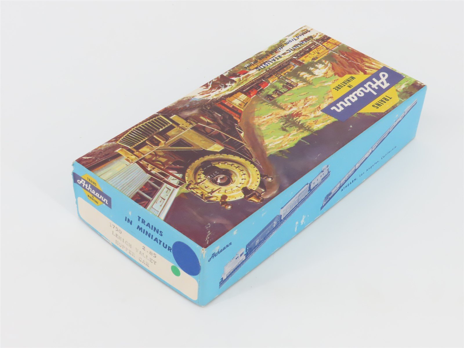 HO Scale Athearn 1750 LV Lehigh Valley 4-Bay Hopper #4127 w/ Coal Load