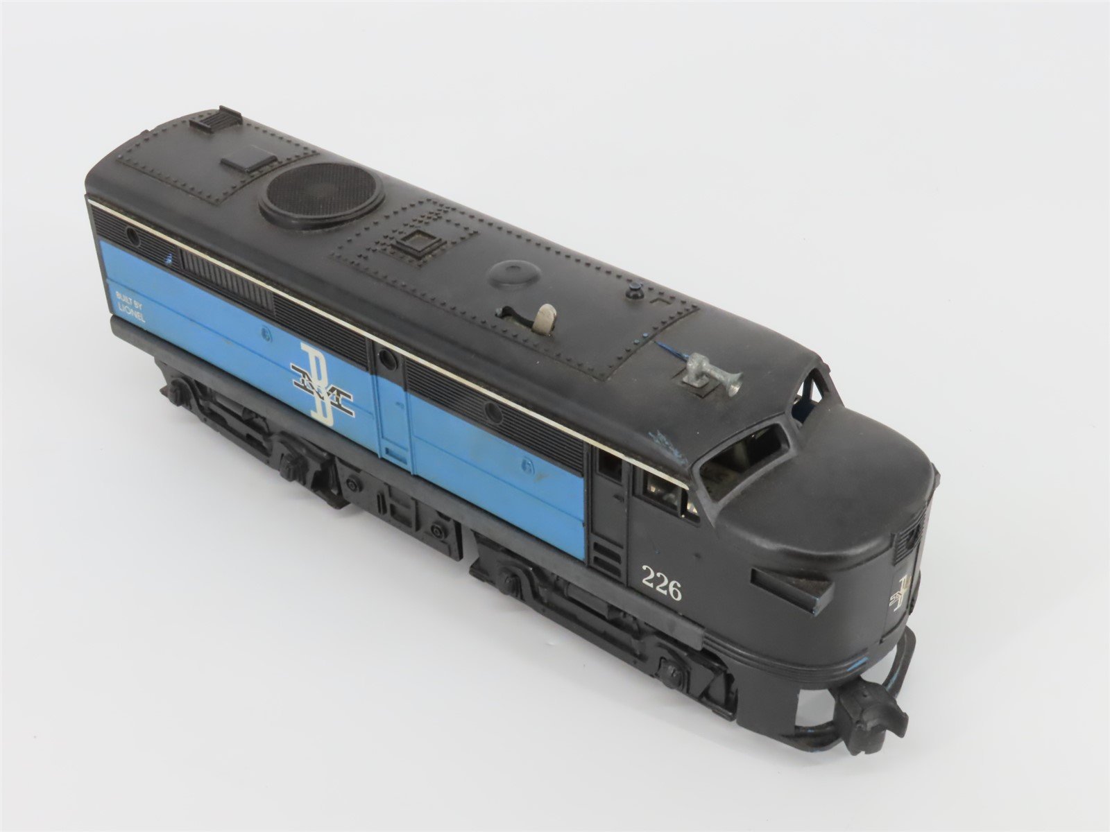 O Gauge 3-Rail Lionel B&M Boston & Maine FA A/B Diesel Locomotive Set