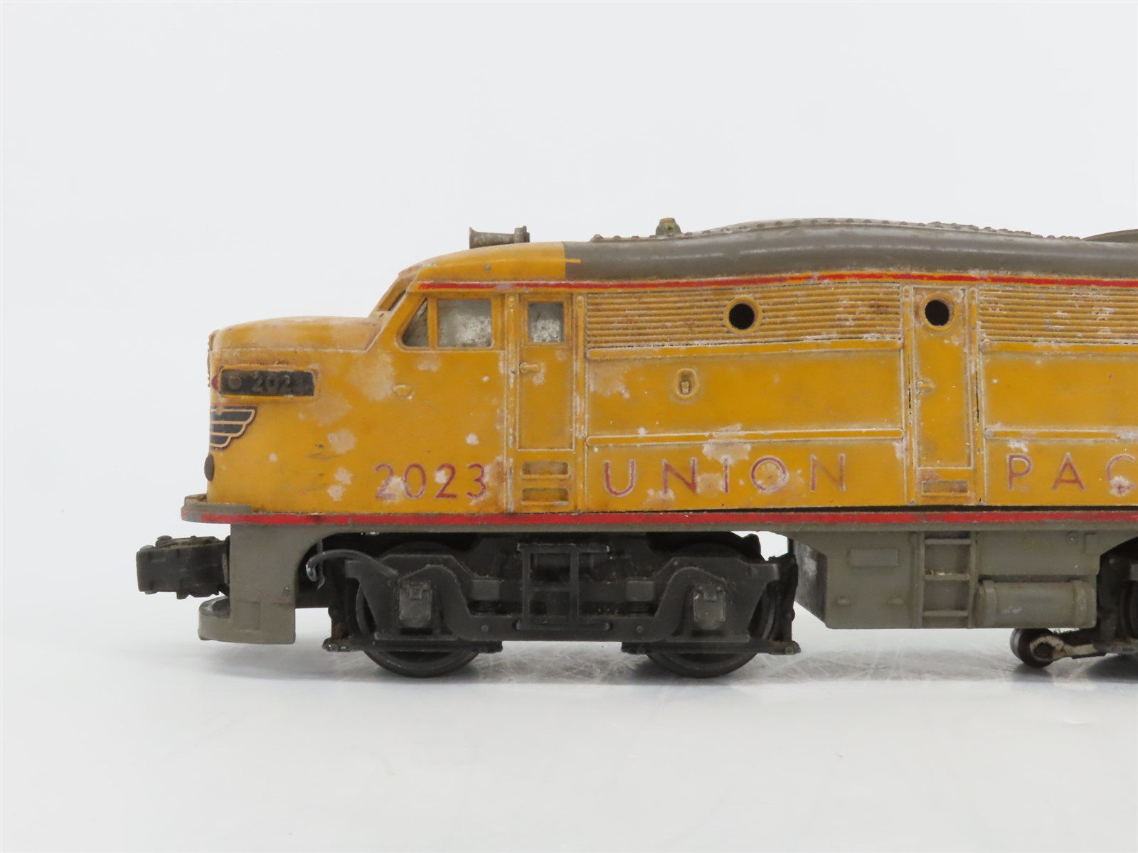 O Gauge 3-Rail Lionel UP Union Pacific Alco FA-1 Diesel Loco #2023 UNPOWERED