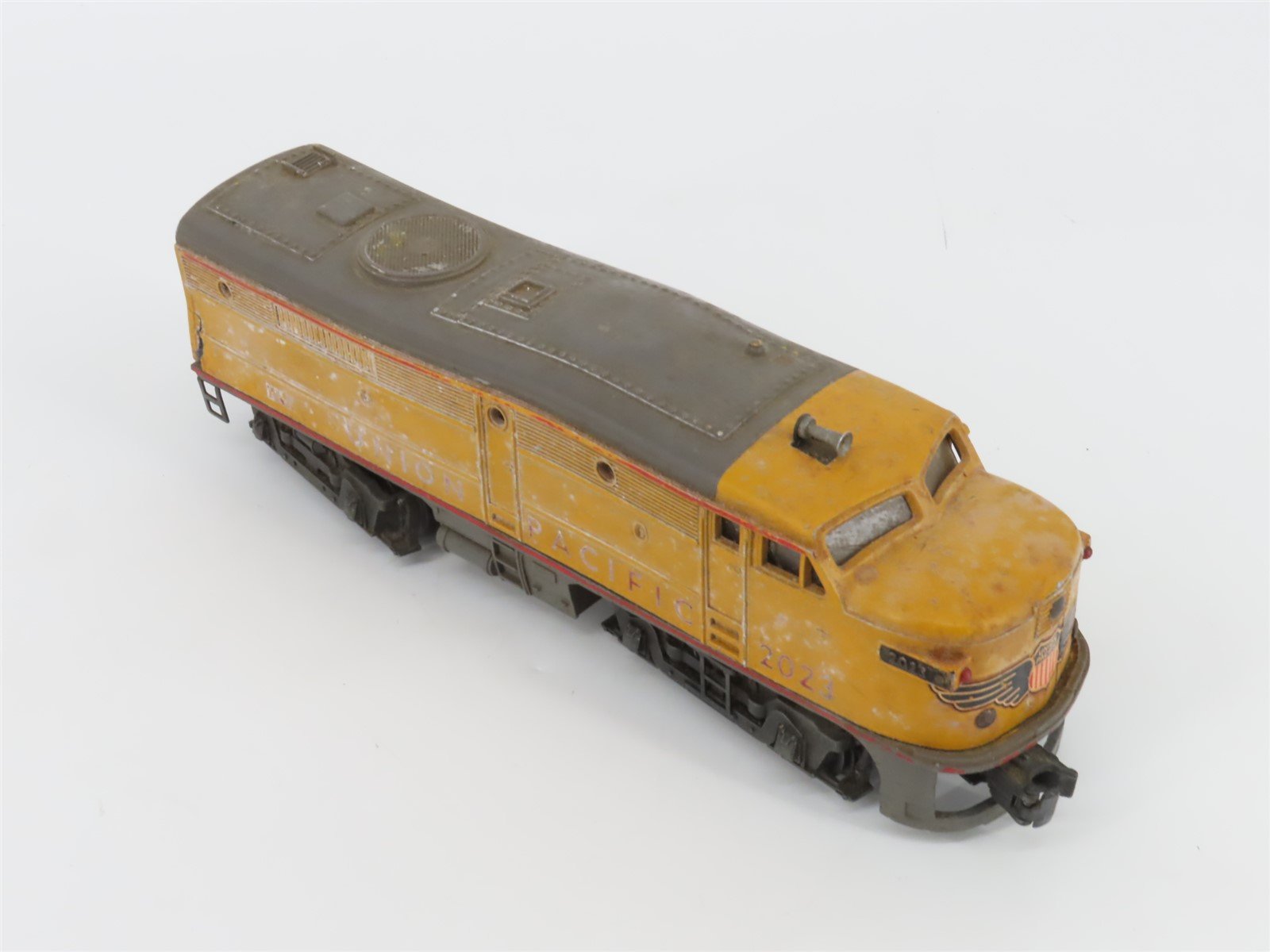O Gauge 3-Rail Lionel UP Union Pacific Alco FA-1 Diesel Loco #2023 UNPOWERED