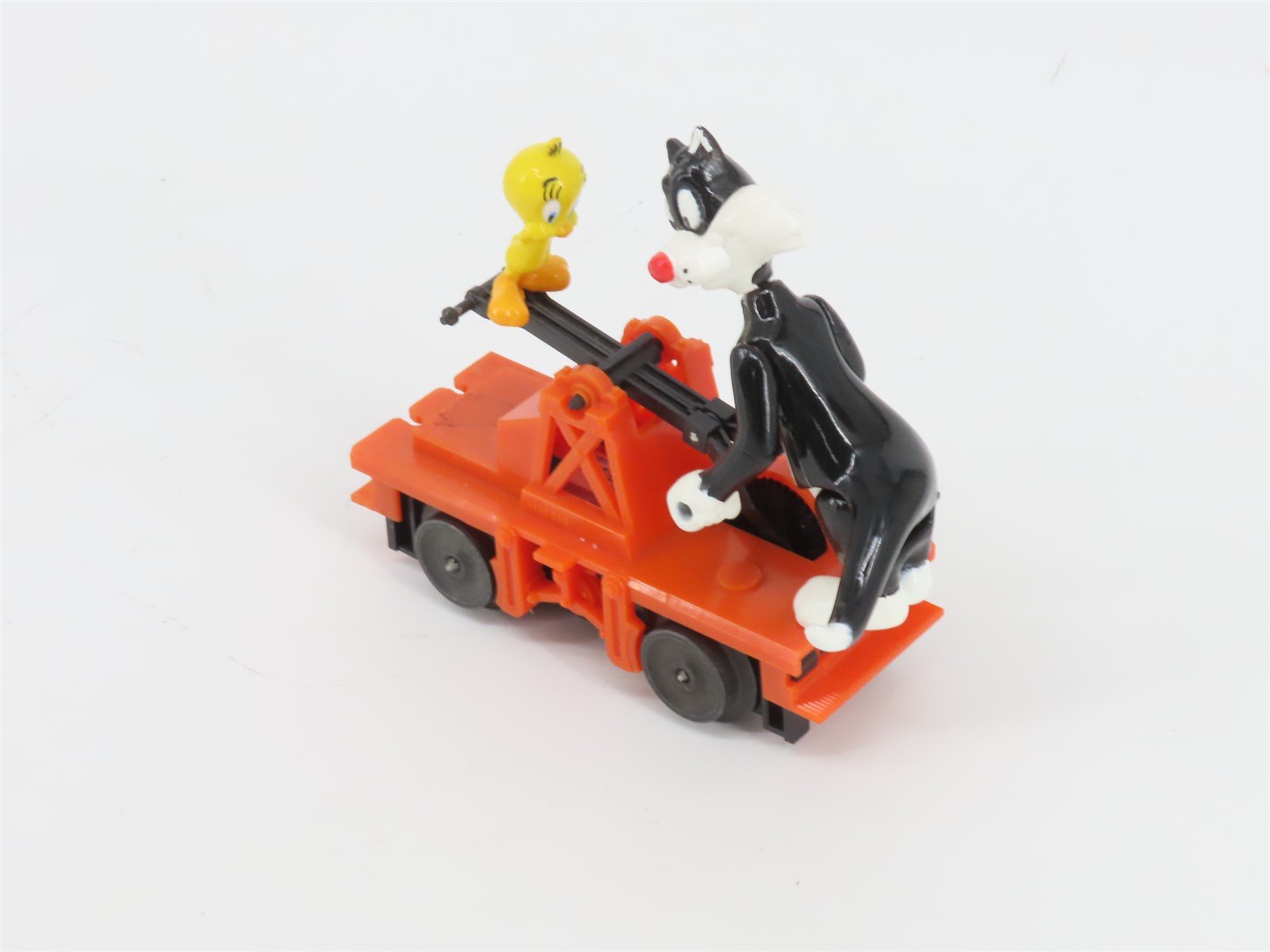 O Gauge 3-Rail Lionel 6-18421 Looney Tunes Tweety & Sylvester Powered Handcar