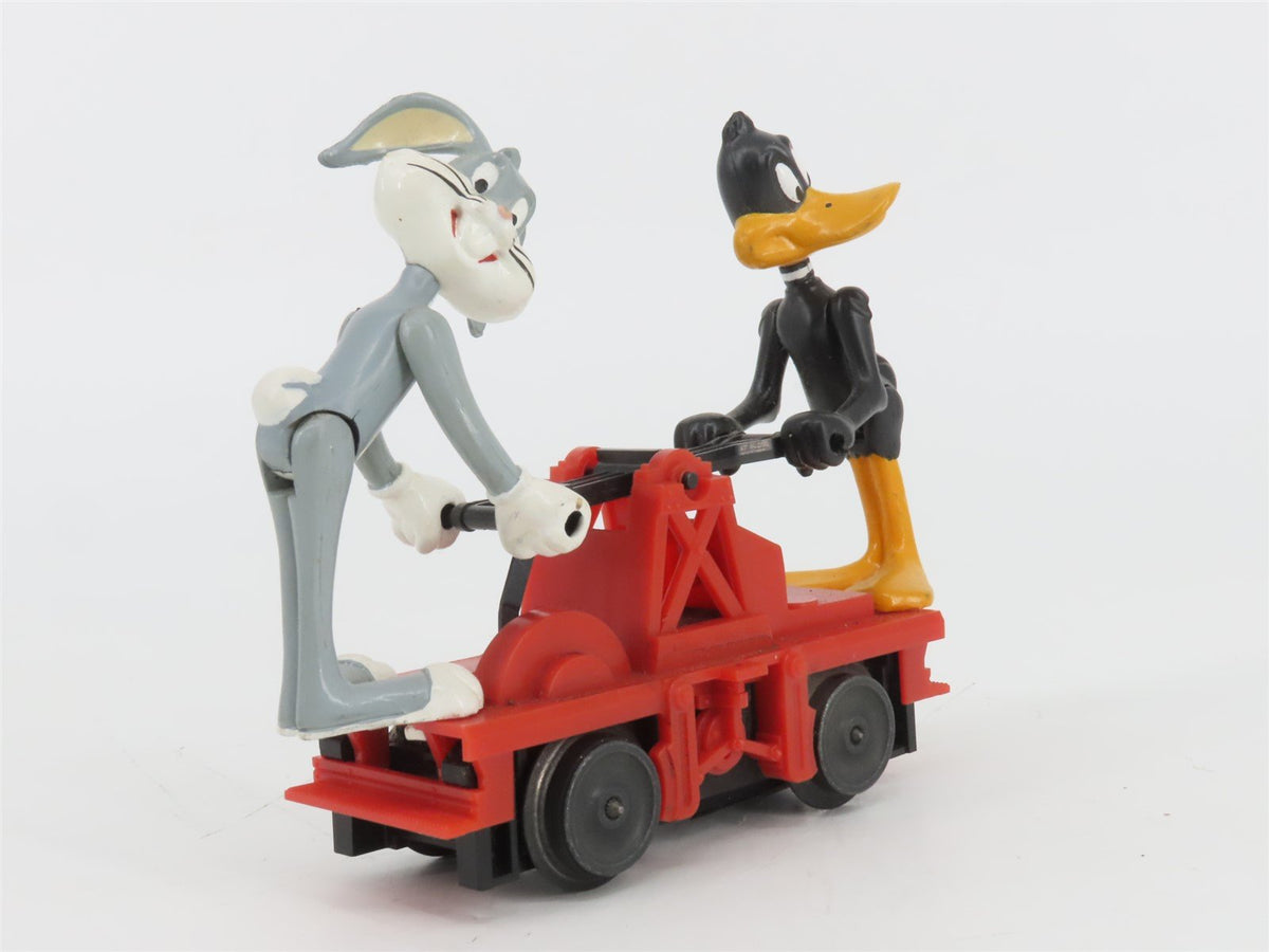 O Gauge 3-Rail Lionel 6-18416 Looney Tones Bugs &amp; Daffy Powered Handcar