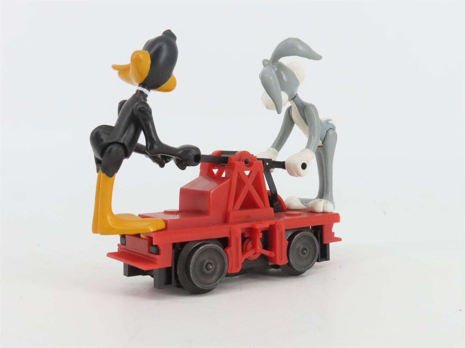 O Gauge 3-Rail Lionel 6-18416 Looney Tunes Bugs & Daffy Powered Handcar