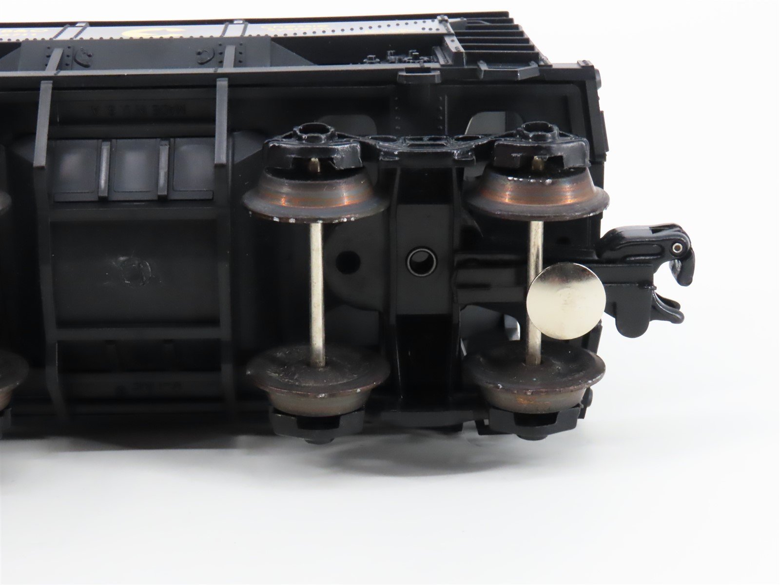 O Gauge 3-Rail K-Line K-6711 B&O Chessie System Ore Car w/Load #6711