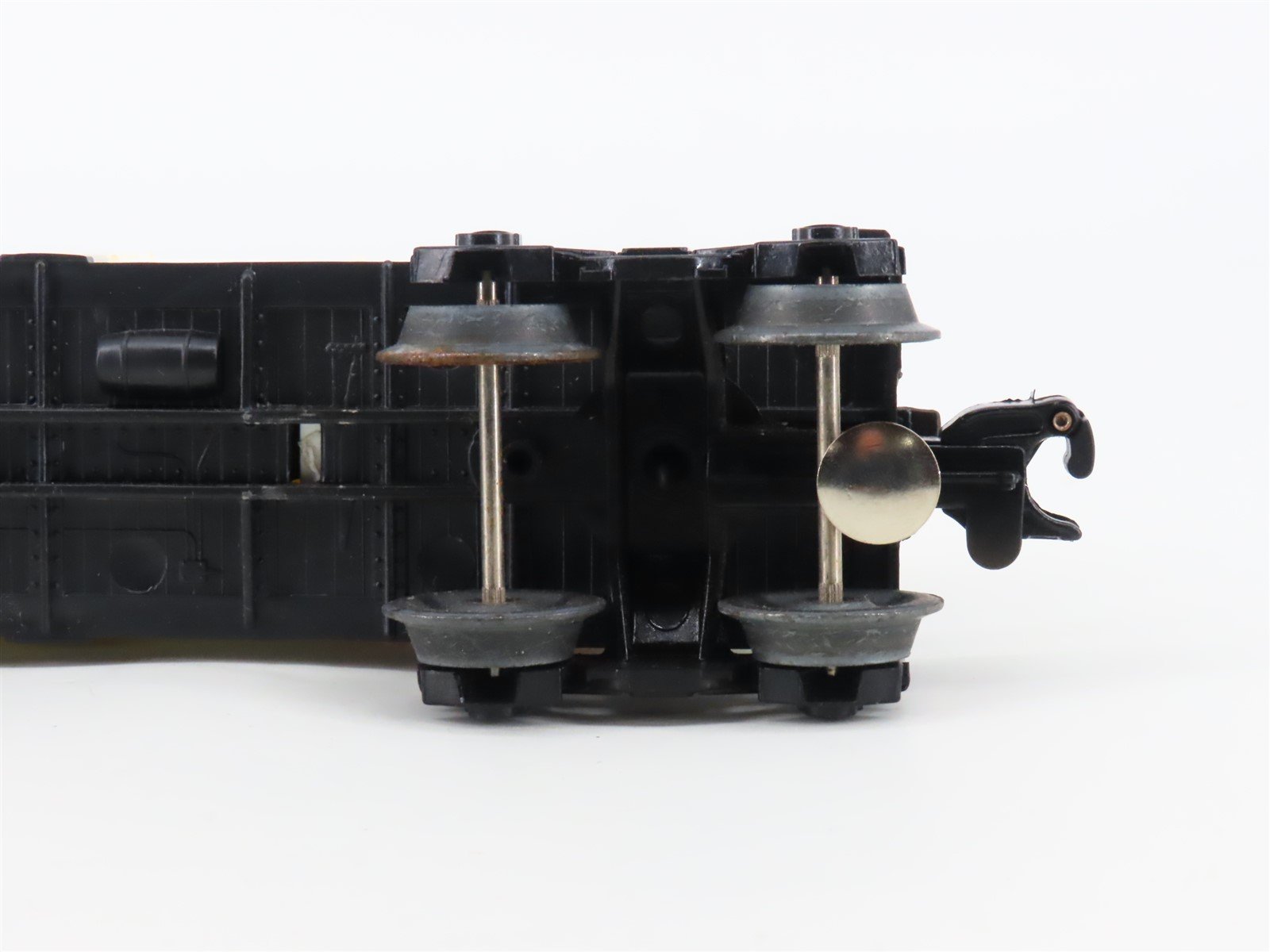 O Gauge 3-Rail Lionel LCCA Meet Special 1978-1979 SOVX Mobilgas Tank Car #9036