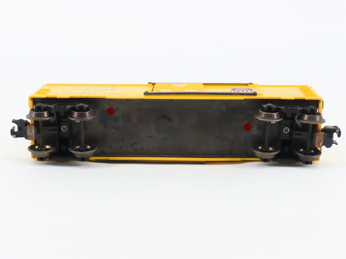 O Gauge 3-Rail Lionel UP Union Pacific Single Door Box Car #9203