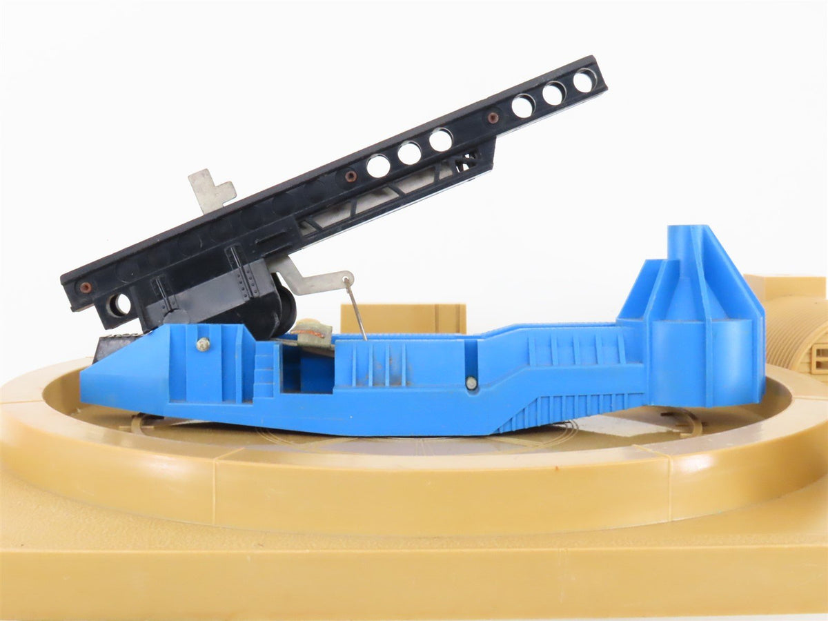 O Gauge 3-Rail Lionel 470 Missile Launching Platform w/Exploding Target Car