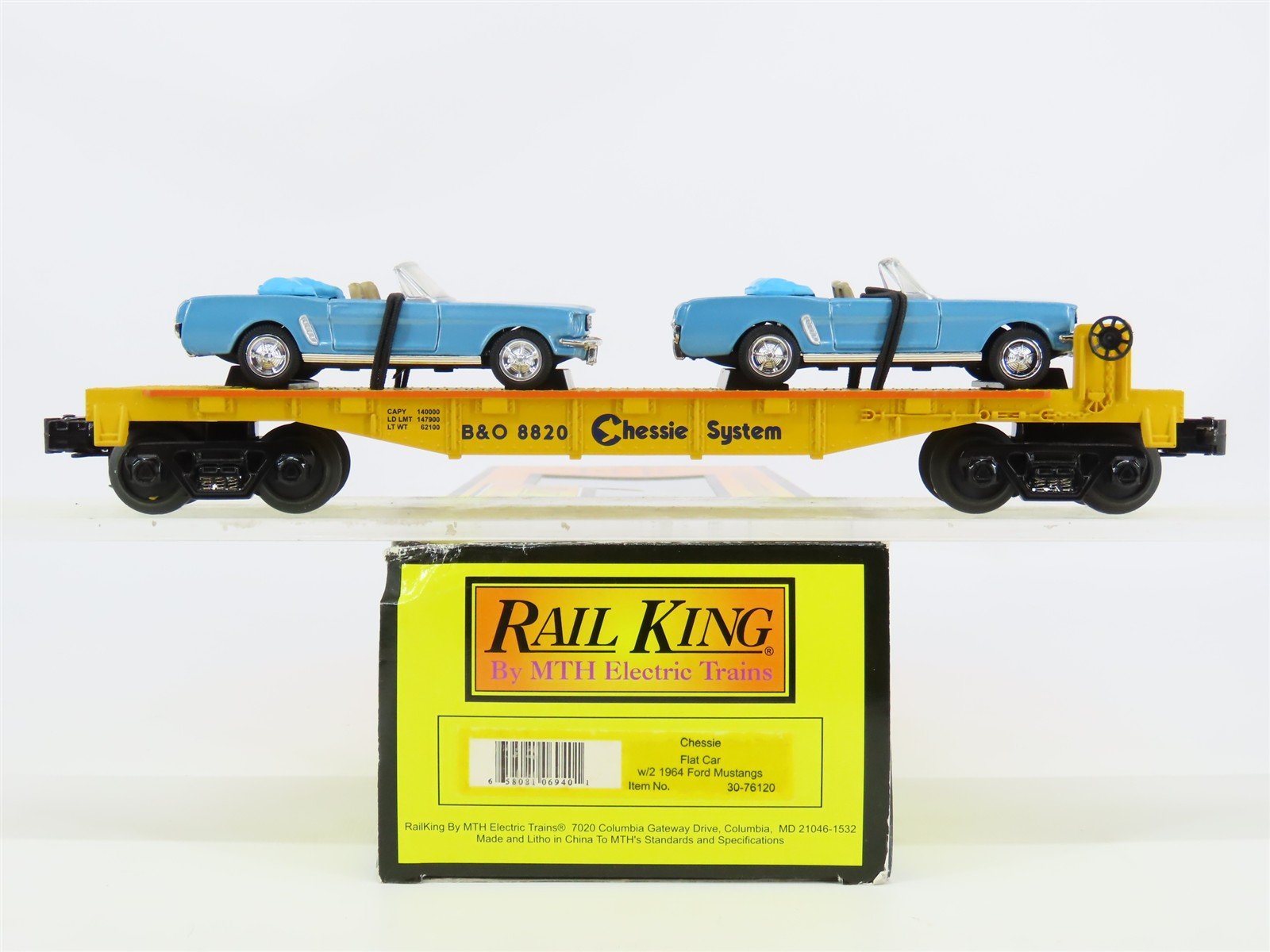 O Gauge 3-Rail MTH Rail King 30-76120 B&O Chessie Flat Car w/ 1964 Mustang Cars