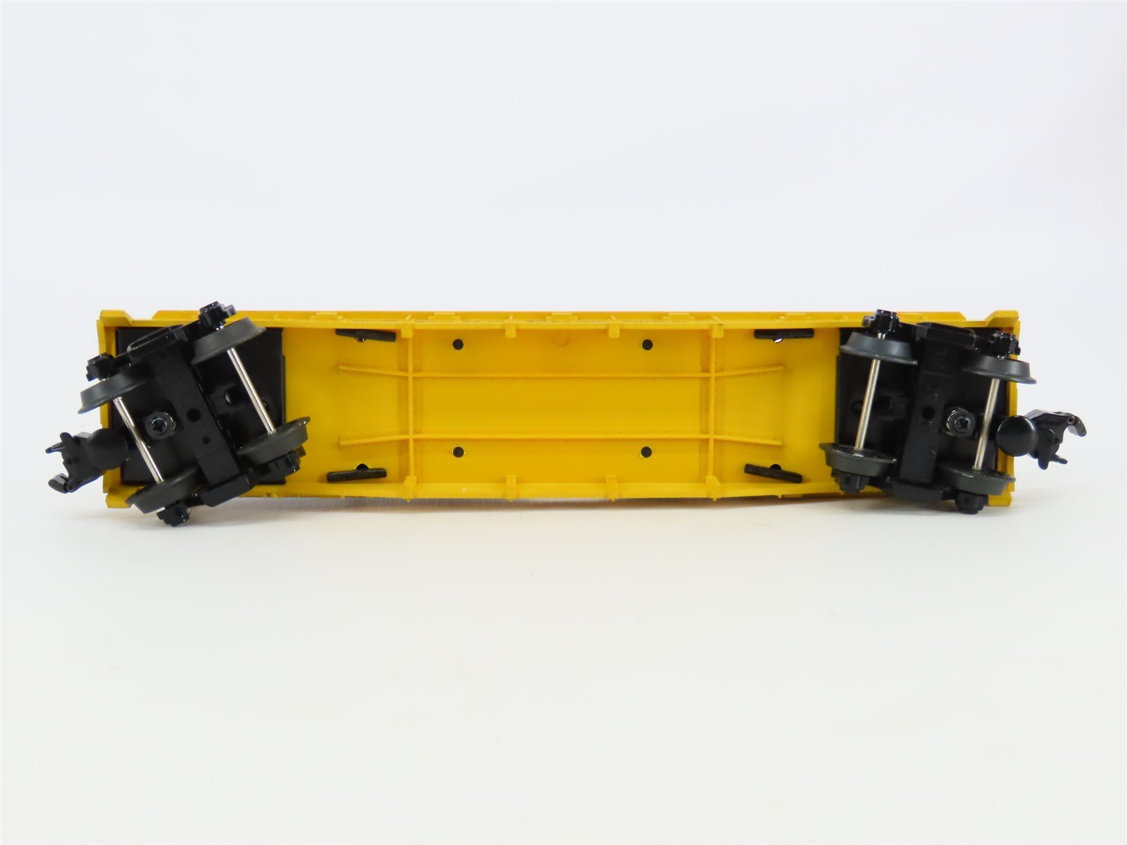 O Gauge 3-Rail MTH Rail King 30-76120 B&O Chessie Flat Car w/ 1964 Mustang Cars