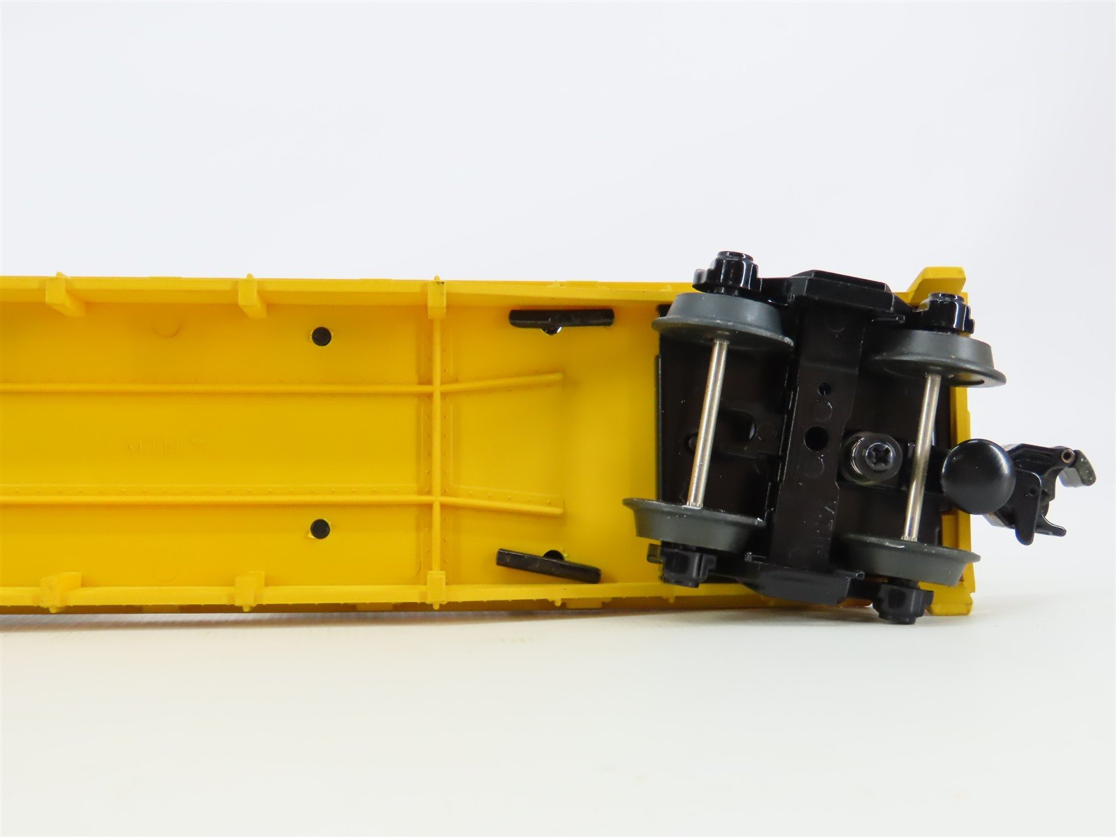 O Gauge 3-Rail MTH Rail King 30-76120 B&O Chessie Flat Car w/ 1964 Mustang Cars