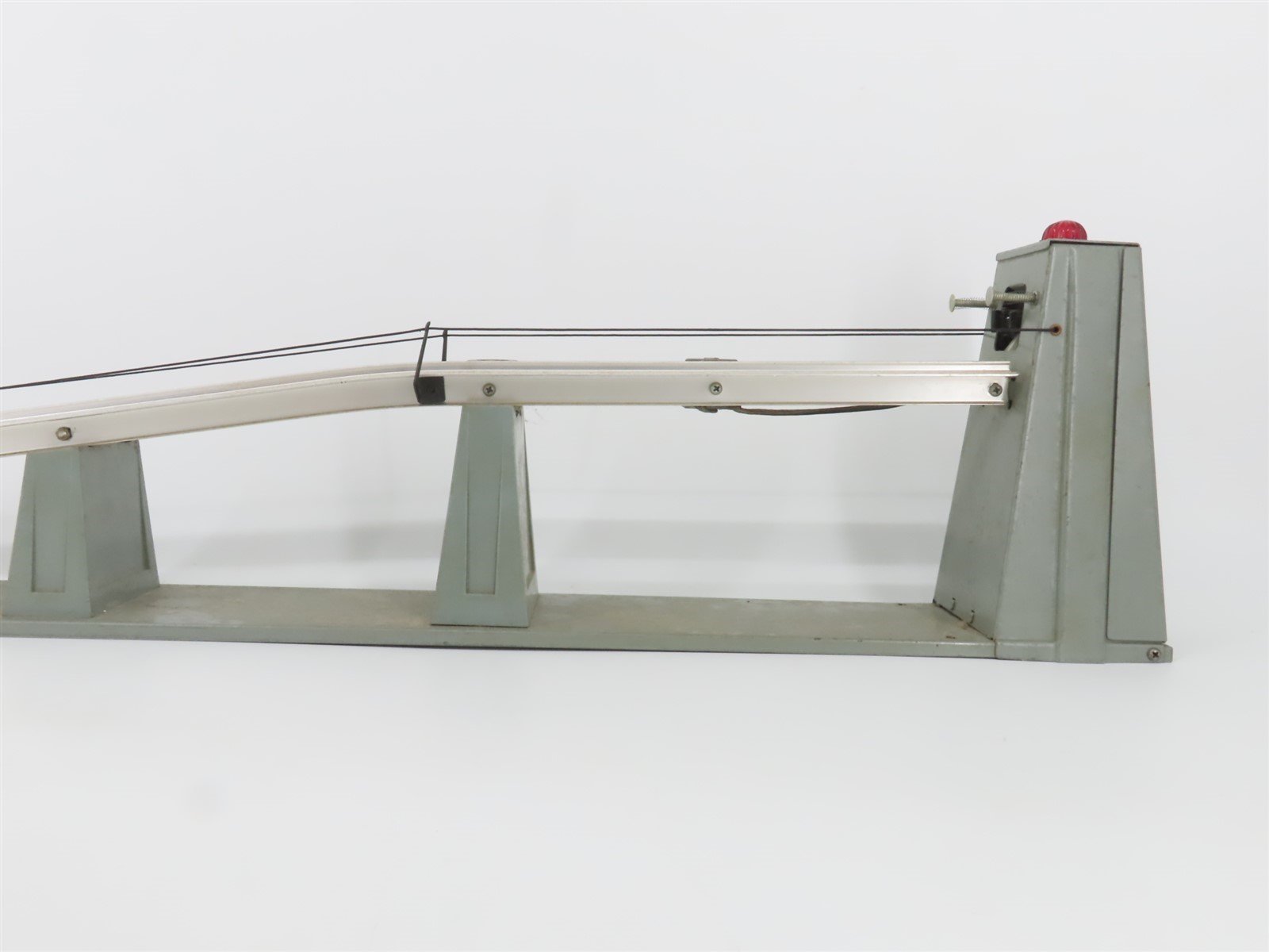 O Scale Lionel Operating Coal Ramp