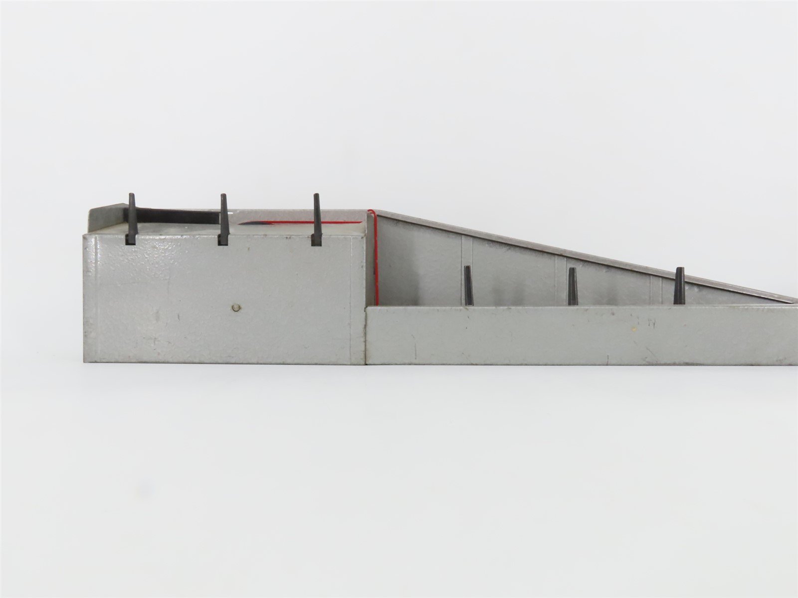 O Scale Lionel #364 Operating Lumber Loader