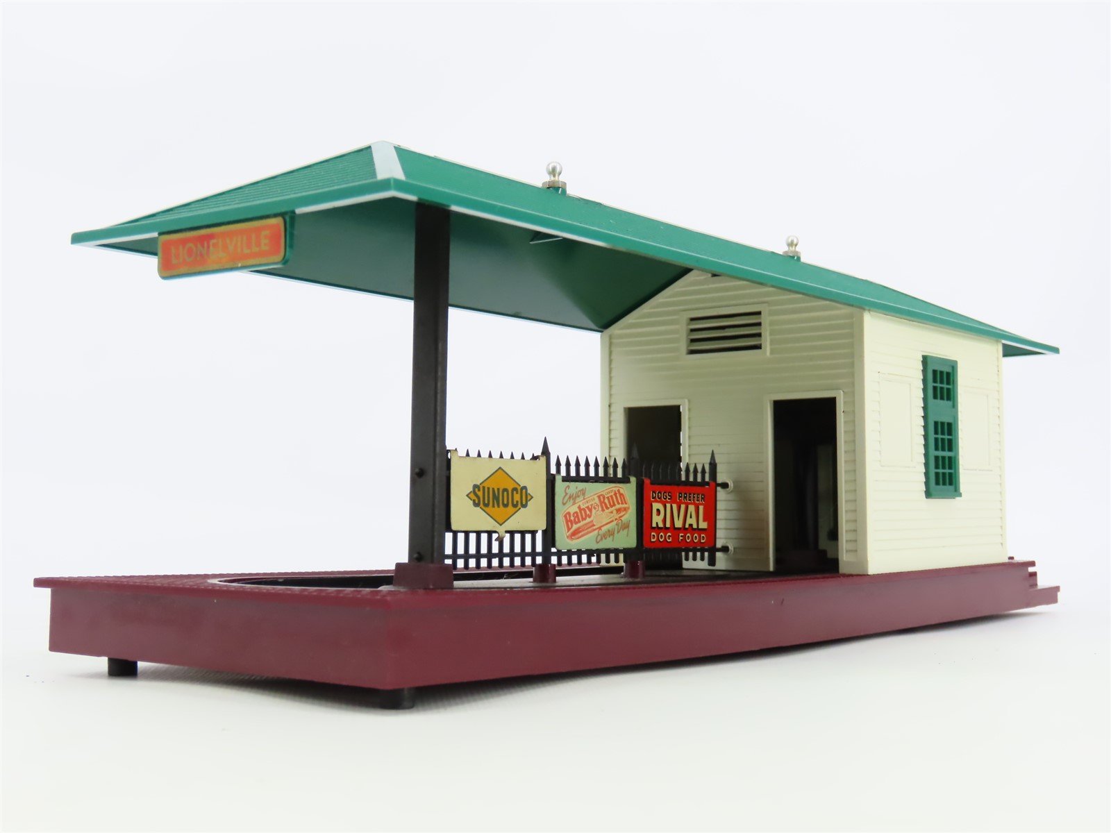 O 1/48 Scale Lionel 356 Automatic Freight Station