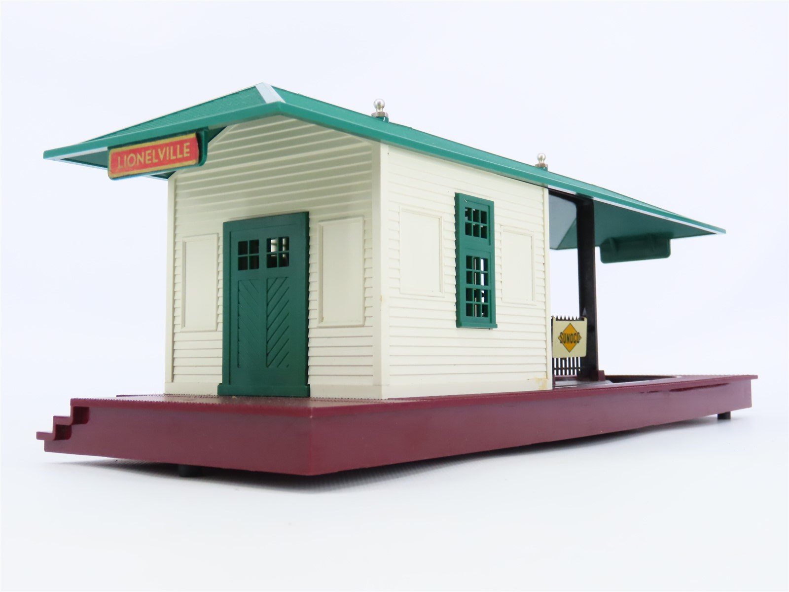 O 1/48 Scale Lionel 356 Automatic Freight Station