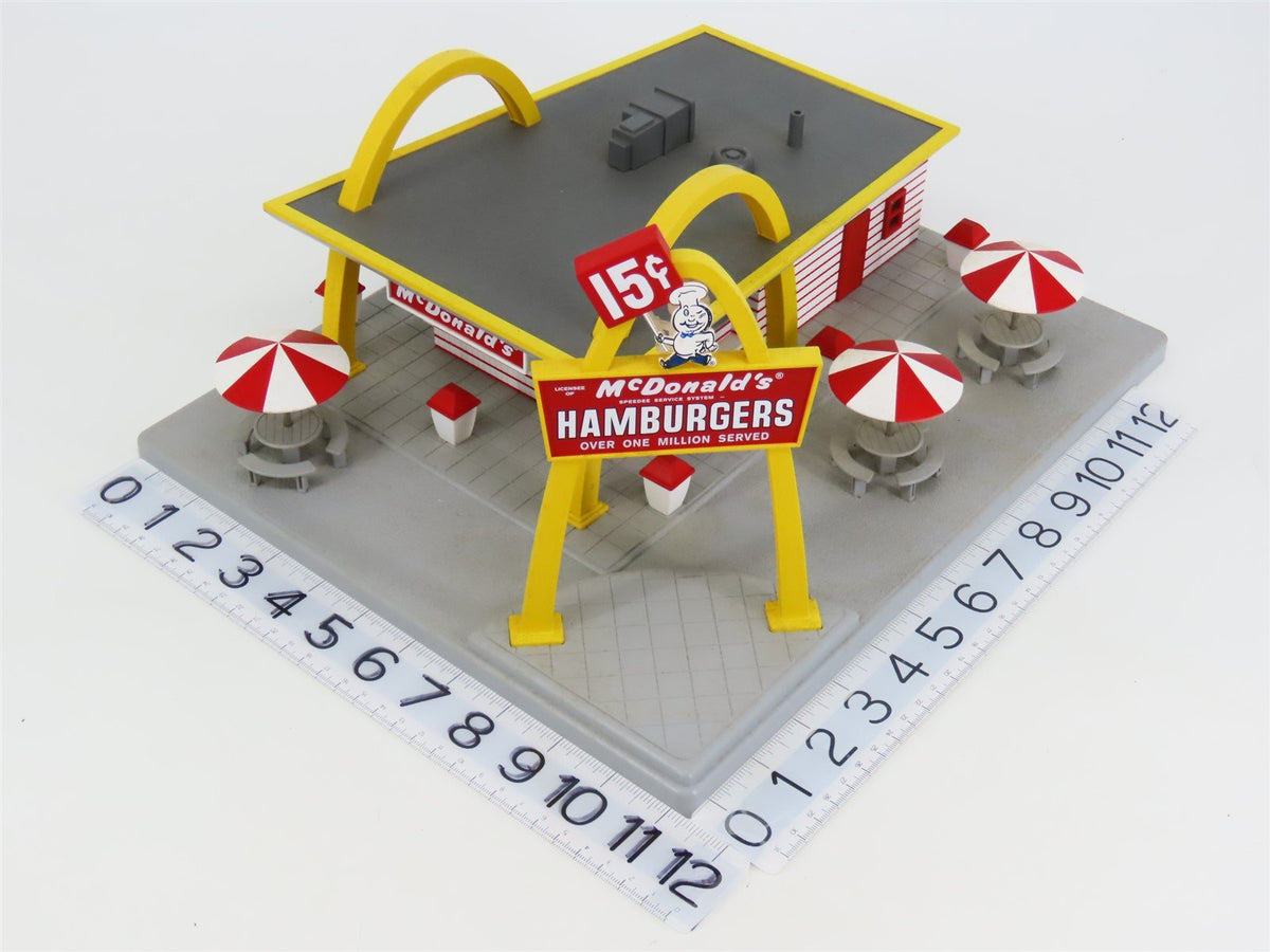 O 1/48 Scale MTH Rail King 30-9034 Original McDonald&#39;s Restaurant