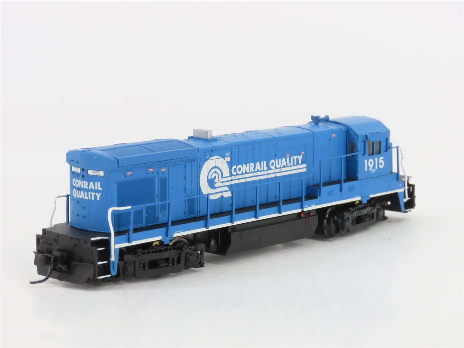 N Scale Atlas 49737 CR Conrail Quality GE B23-7 Diesel #1915 - DCC Ready