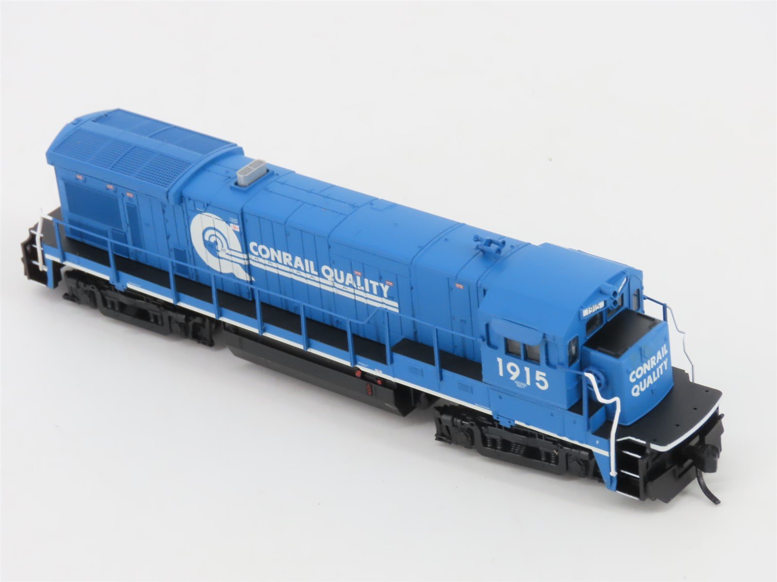N Scale Atlas 49737 CR Conrail Quality GE B23-7 Diesel #1915 - DCC Ready
