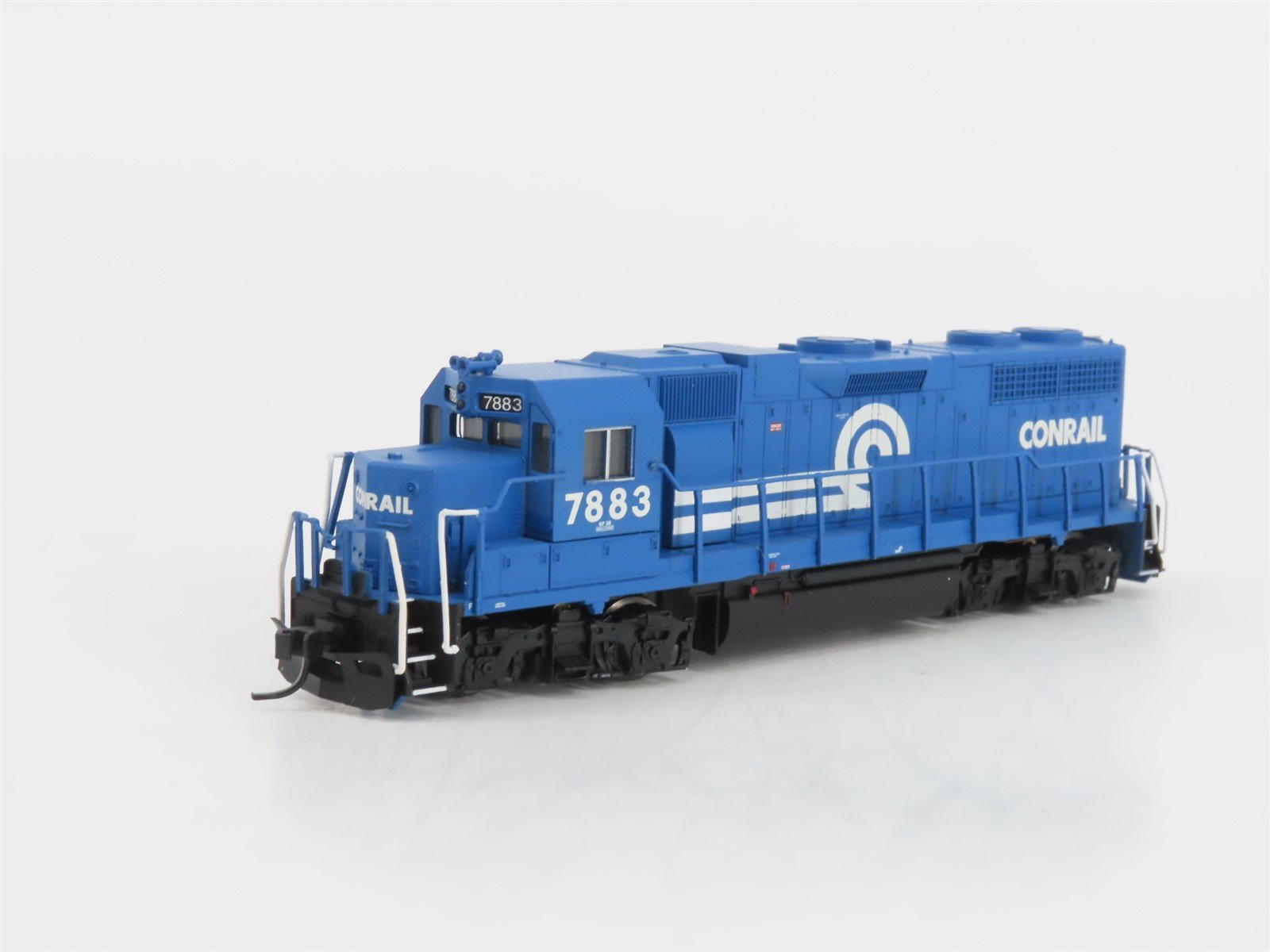 N Scale Atlas 49829 CR Conrail EMD GP38 Diesel Locomotive #7883 - DCC Ready