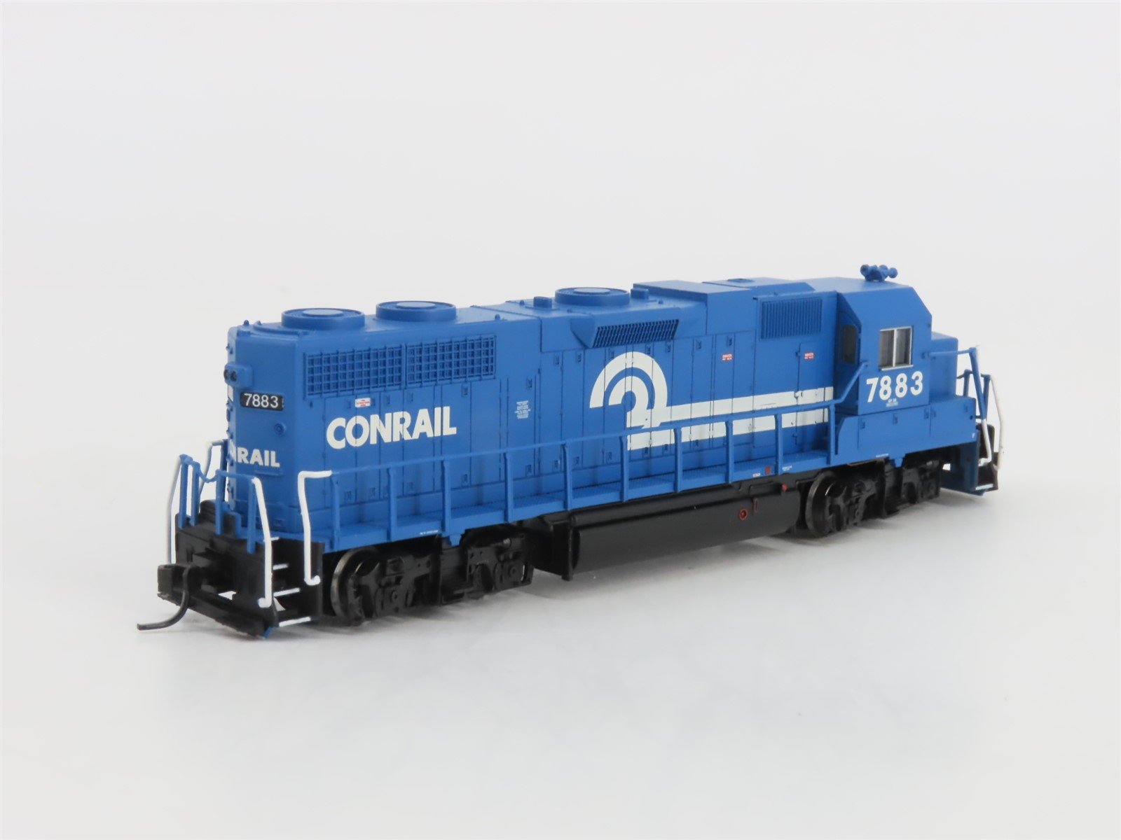 N Scale Atlas 49829 CR Conrail EMD GP38 Diesel Locomotive #7883 - DCC Ready