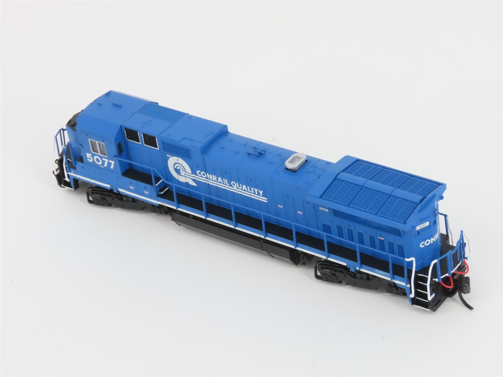 N Scale Atlas 48733 CR Conrail Quality GE Dash 8-40B Diesel #5077 - DCC Ready