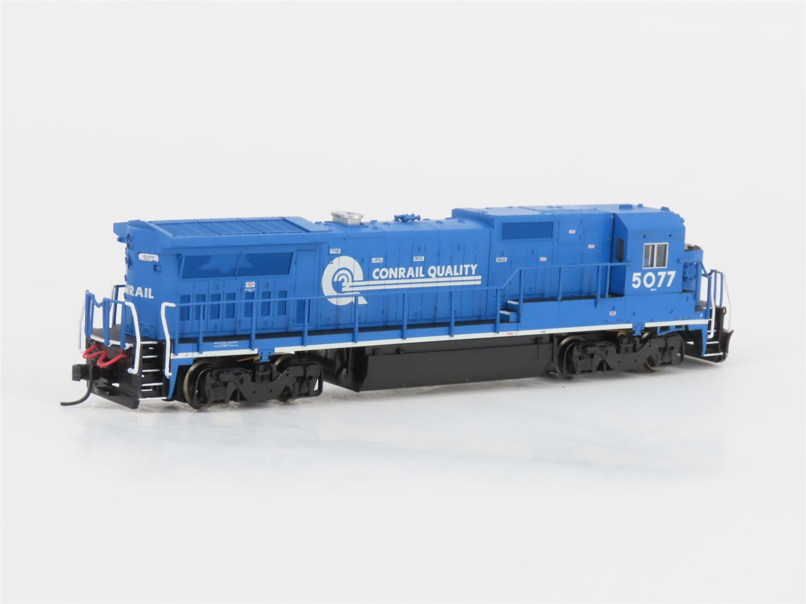 N Scale Atlas 48733 CR Conrail Quality GE Dash 8-40B Diesel #5077 - DCC Ready