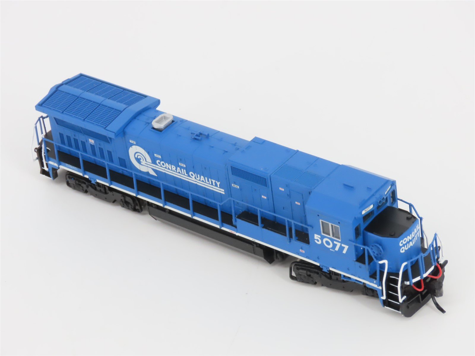 N Scale Atlas 48733 CR Conrail Quality GE Dash 8-40B Diesel #5077 - DCC Ready
