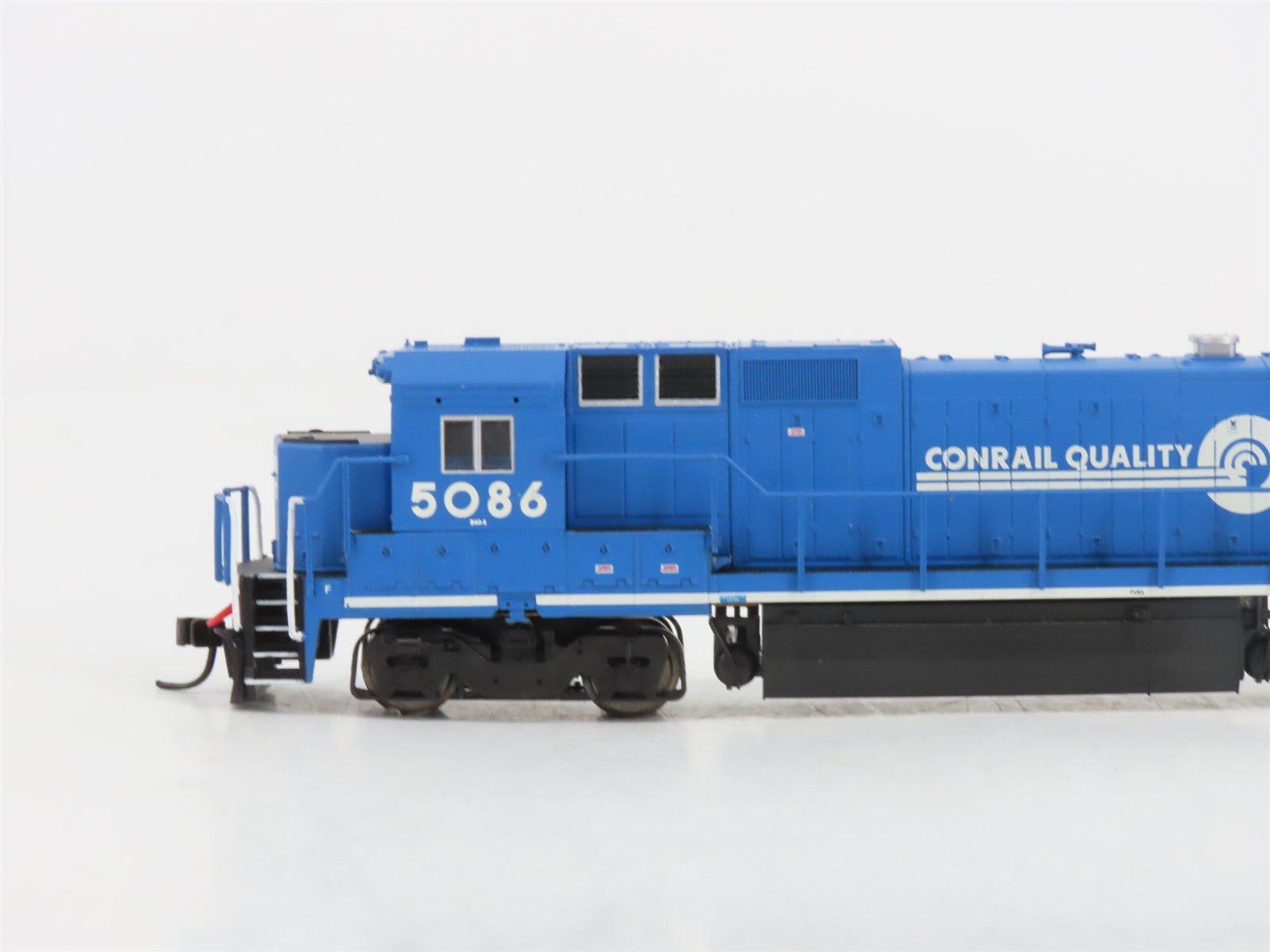 N Scale Atlas 48734 CR Conrail Quality GE Dash 8-40B Diesel #5086 - DCC Ready
